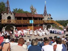 Slovensko-Hontianska paráda,   akce je podporována městem Písek  